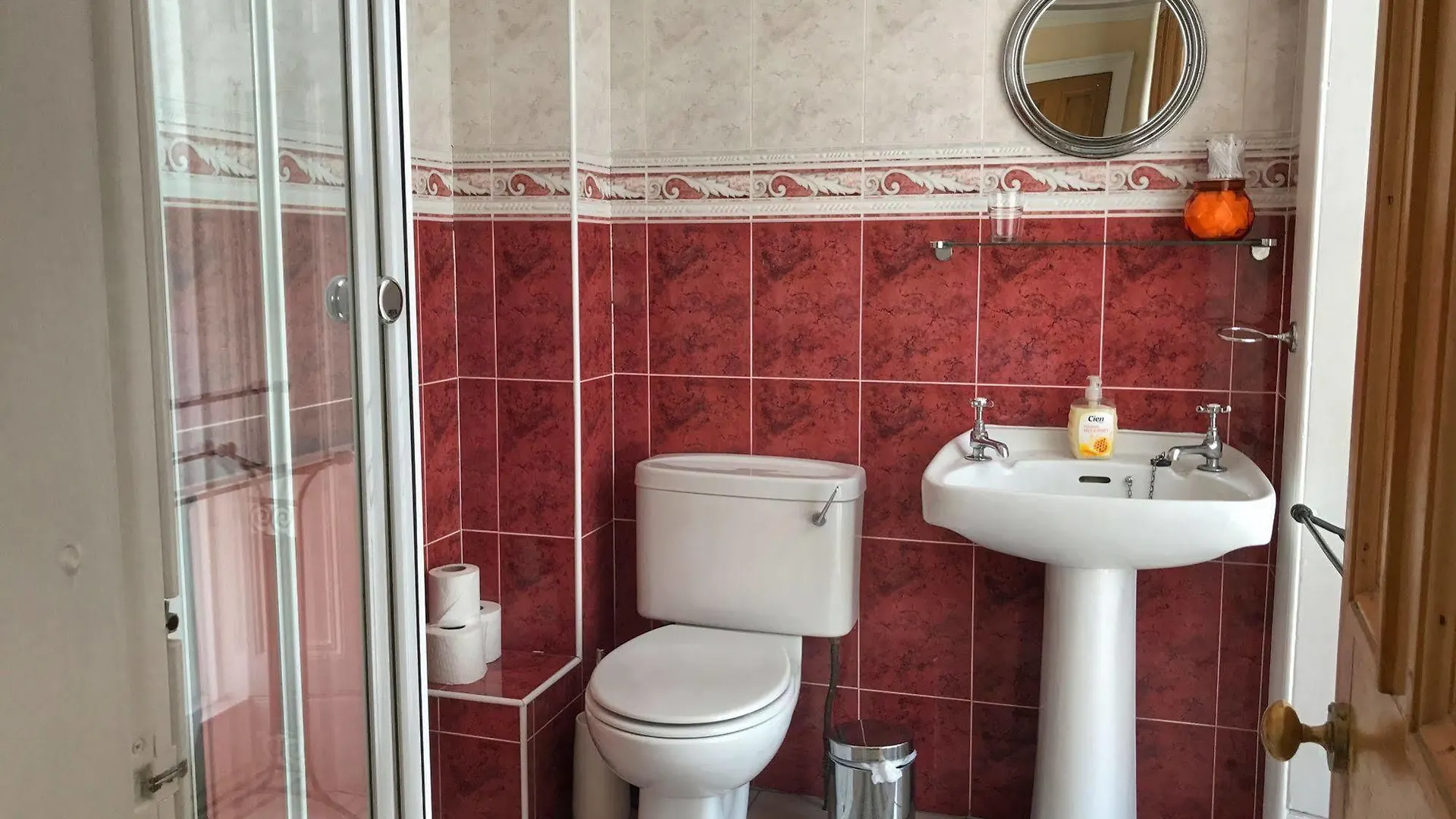 אדינבורו Cruachan Guest House